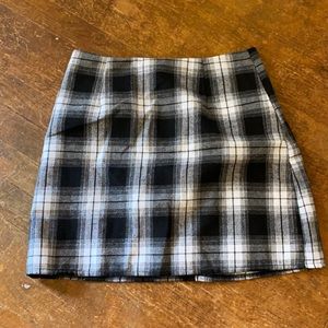 Black and white plaid skirt